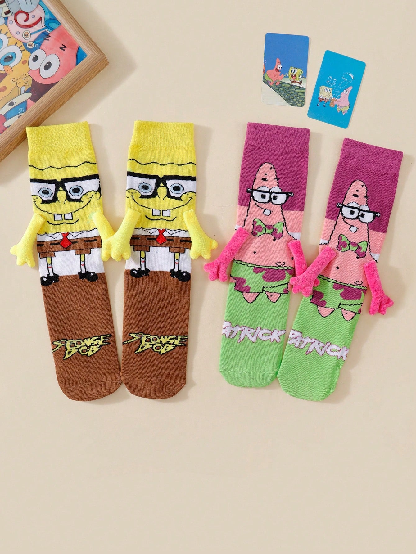 SPONGEBOB 1/2 paire de nouvelles chaussettes de couple magnétiques uniques et mignonnes de style japonais/coréen avec motif Spongebob pour amoureux et meilleurs amis, printemps/automne