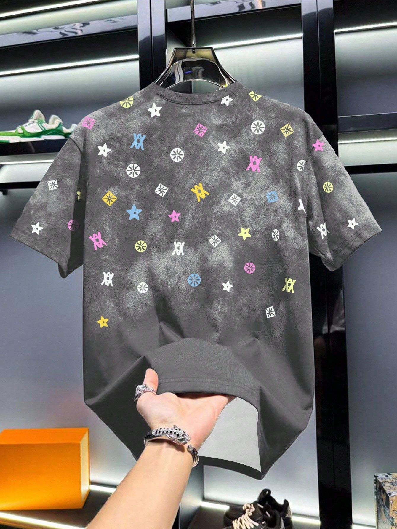 T-shirt décontracté pour hommes avec impression de lettres usées