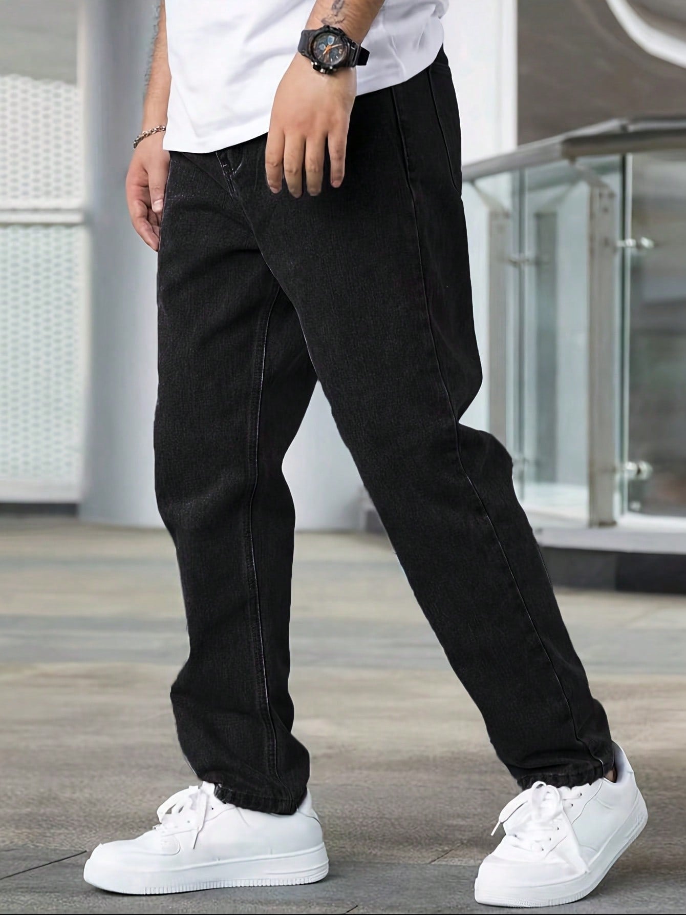 Jeans décontractés mode homme, style minimaliste Coupe globale/tout