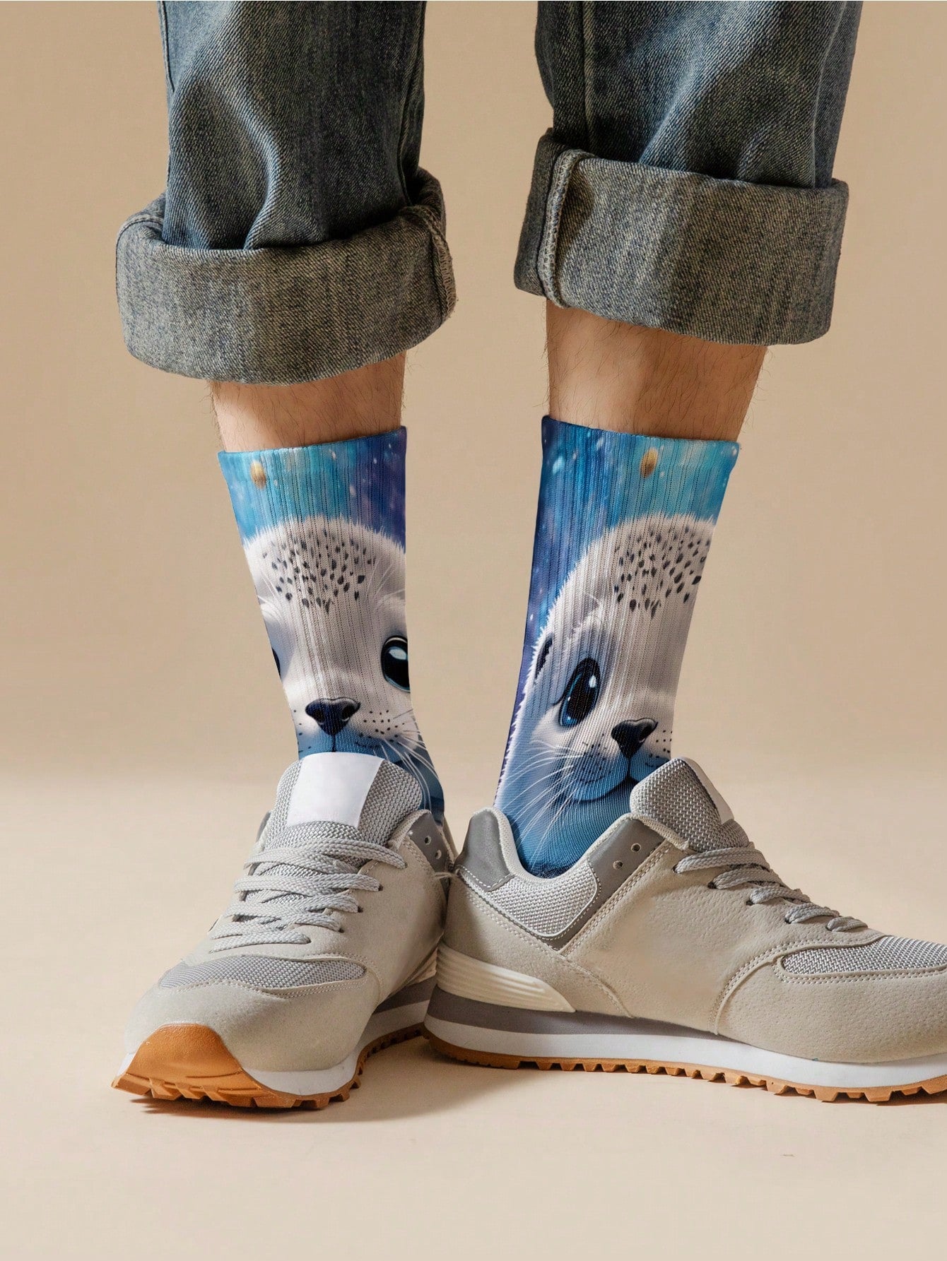 1/2 paire de chaussettes pour hommes imprimées en 3D avec un motif mignon de phoque spatial - style dessin animé thérapeutique, excellent choix de cadeau, chaussettes mi-mollet avec transfert numérique 360