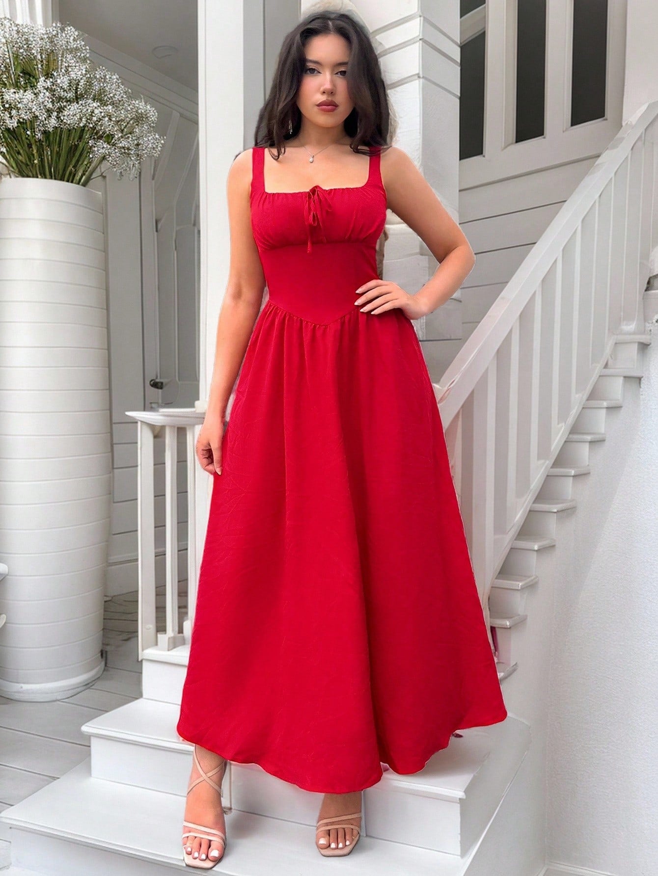 Robe longue romantique rouge à encolure carrée pour femme