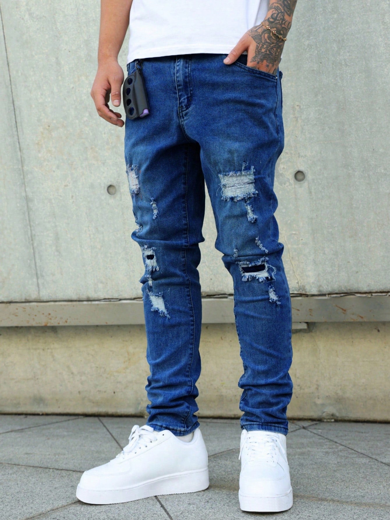 Manfinity LEGND Jeans en denim délavé simple avec poche pour hommes, portés tous les jours de façon décontractée