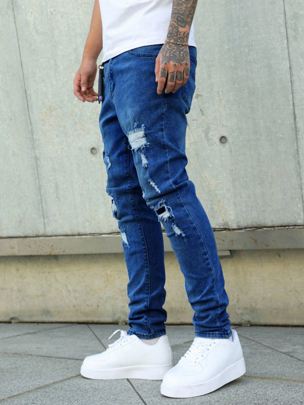 Manfinity LEGND Jeans en denim délavé simple avec poche pour hommes, portés tous les jours de façon décontractée