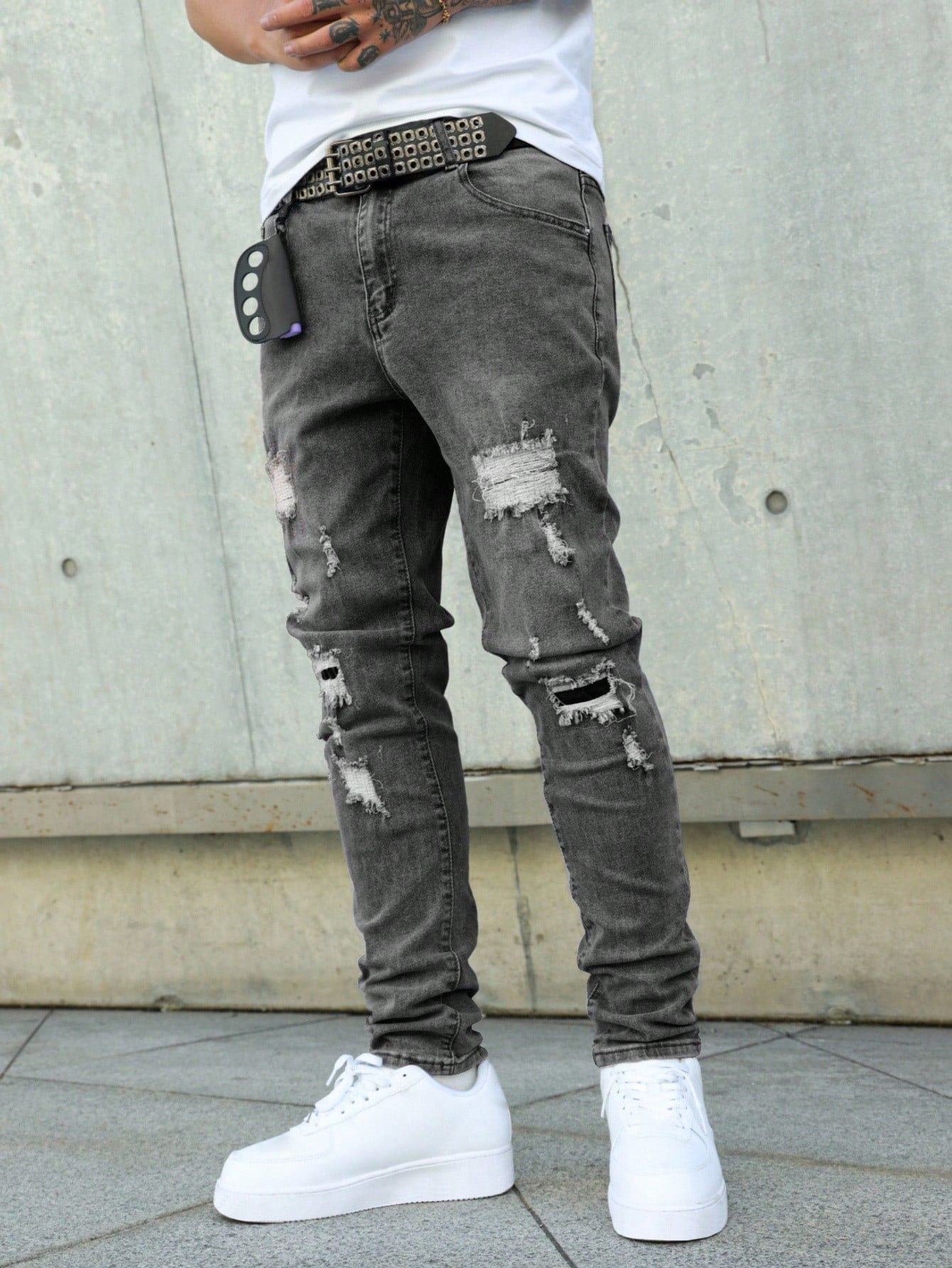 Manfinity LEGND Jeans en denim délavé simple avec poche pour hommes, portés tous les jours de façon décontractée