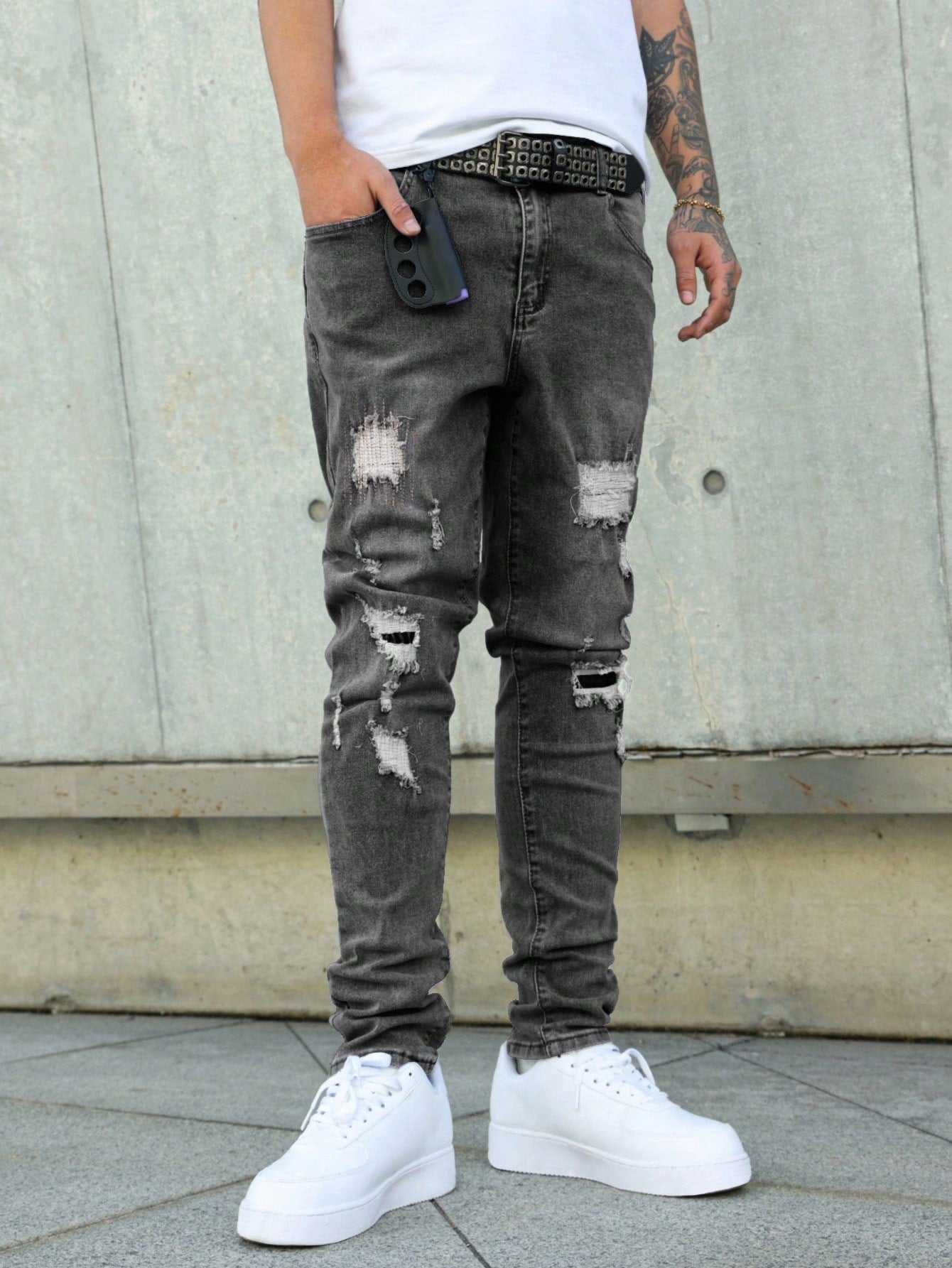 Manfinity LEGND Jeans en denim délavé simple avec poche pour hommes, portés tous les jours de façon décontractée