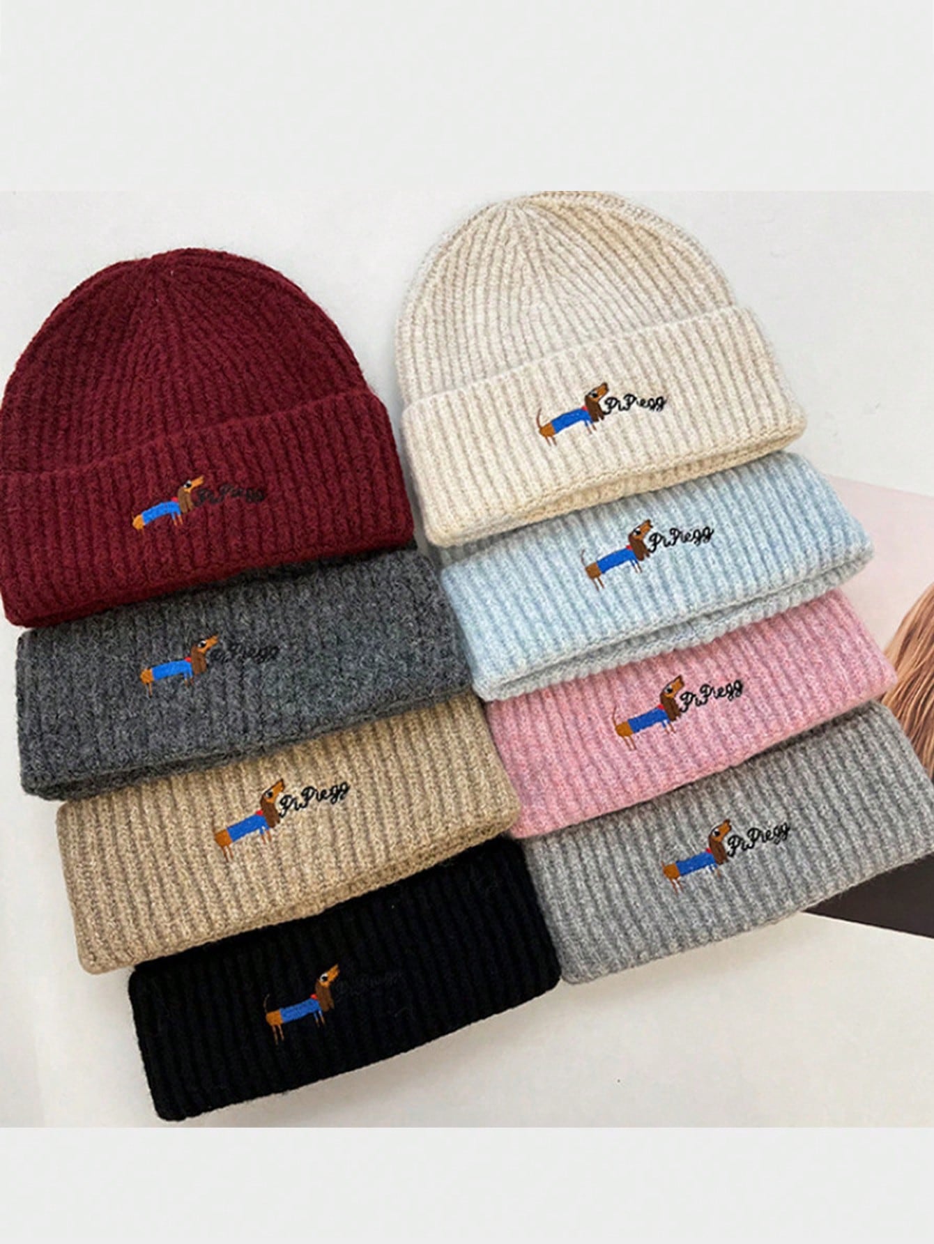 Bonnet tricoté avec broderie de lettres de chiot mignon, chaud et pour hommes et femmes, bonnet d'hiver pour couple